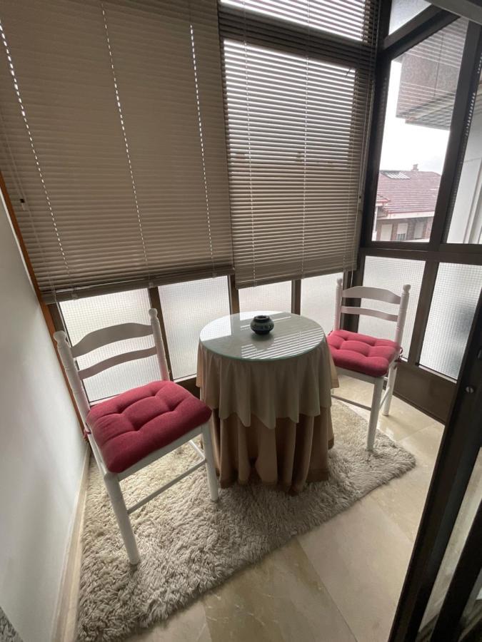 Residencia Universidad Ourense Bagian luar foto